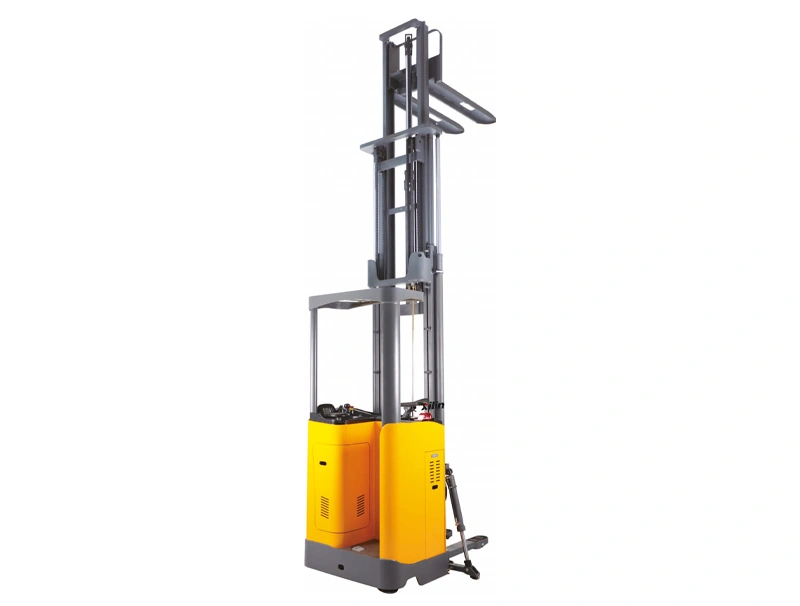 Beálló kezelőállásos elektromos magasemelő (CDD15C), 1500 kg, 4500–6500 mm